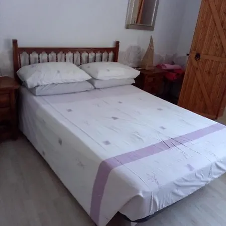 Almond Reef Casa Rural Bed & Breakfast