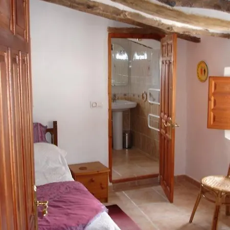 Almond Reef Casa Rural Bed & Breakfast Los Alias