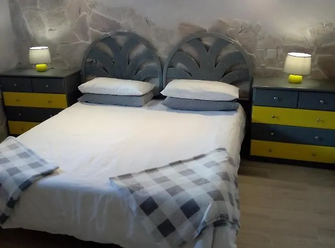 Bed & Breakfast Almond Reef Los Alias